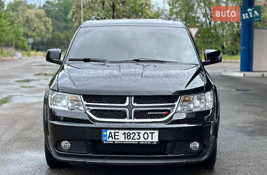 Позашляховик / Кросовер Dodge Journey 2018 в 