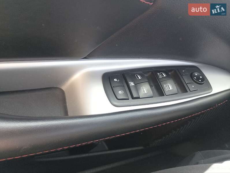 Позашляховик / Кросовер Dodge Journey 2019 в Сарнах