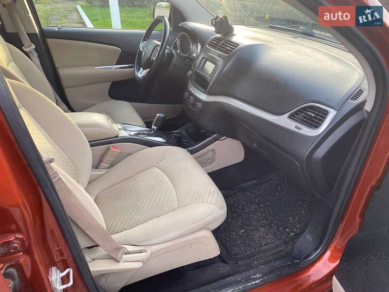 Внедорожник / Кроссовер Dodge Journey 2012 в Кривом Роге