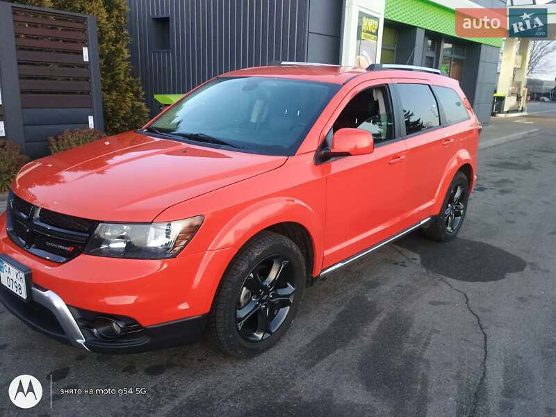 Позашляховик / Кросовер Dodge Journey 2019 в 
