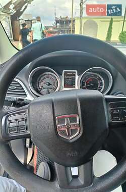 Внедорожник / Кроссовер Dodge Journey 2017 в 