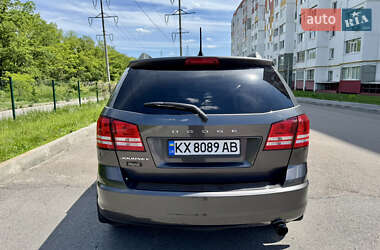 Позашляховик / Кросовер Dodge Journey 2016 в 