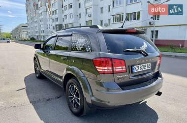 Позашляховик / Кросовер Dodge Journey 2016 в 