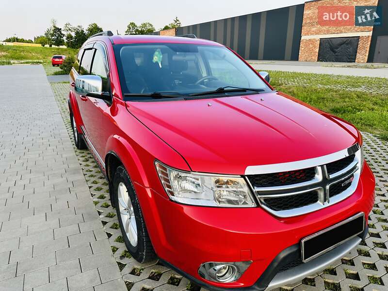 Внедорожник / Кроссовер Dodge Journey 2012 в 