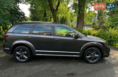 Внедорожник / Кроссовер Dodge Journey 2019 в 