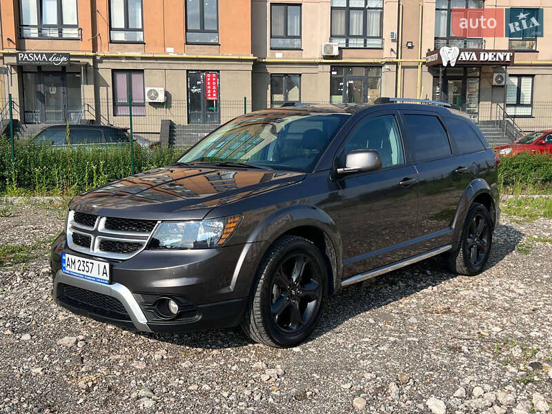 Внедорожник / Кроссовер Dodge Journey 2020 в Киеве