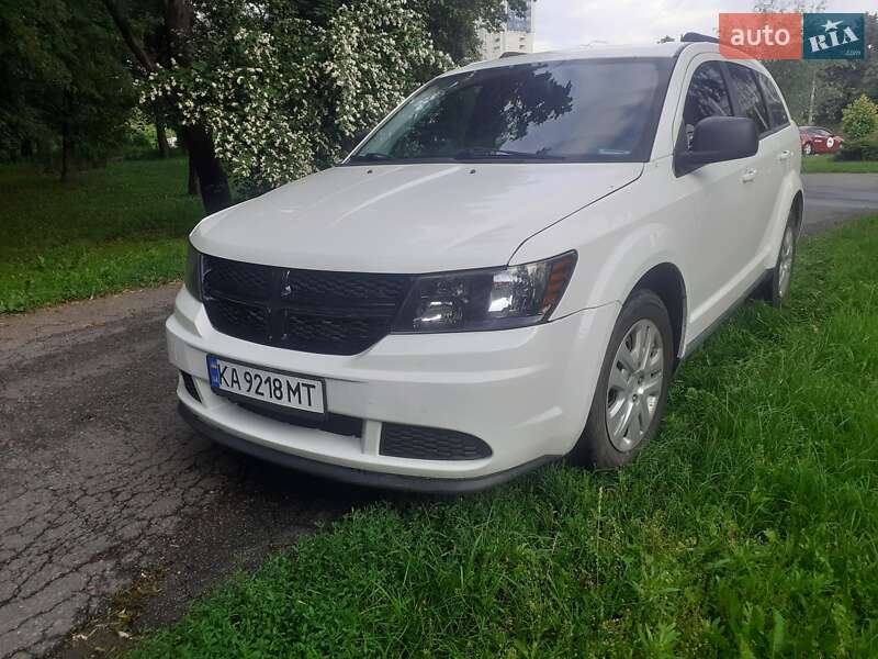 Внедорожник / Кроссовер Dodge Journey 2019 в 