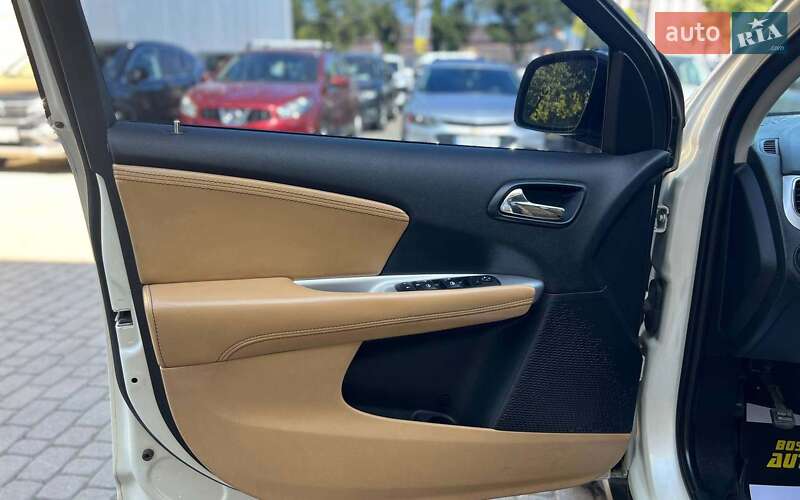 Внедорожник / Кроссовер Dodge Journey 2013 в Ивано-Франковске