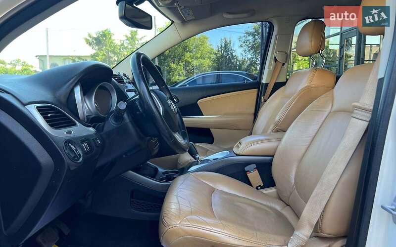 Внедорожник / Кроссовер Dodge Journey 2013 в Ивано-Франковске
