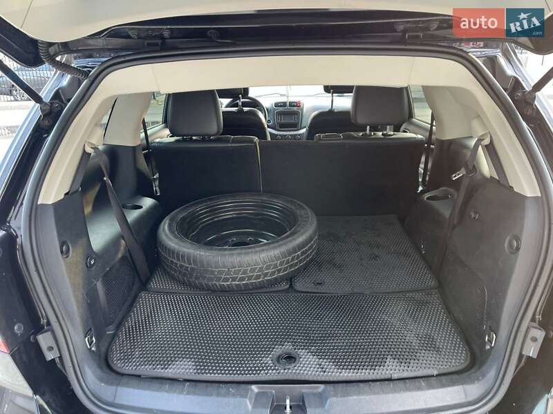 Позашляховик / Кросовер Dodge Journey 2016 в Києві фото 35 Позашляховик / Кросовер Dodge Journey 2016 в Києві