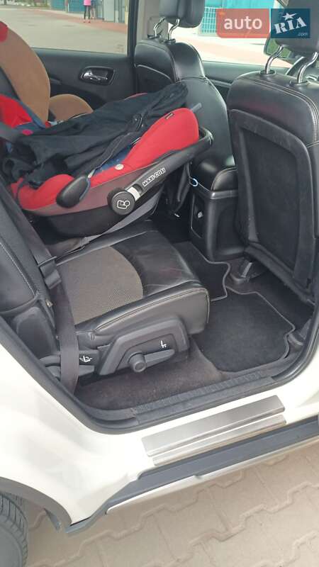 Внедорожник / Кроссовер Dodge Journey 2014 в Кривом Роге