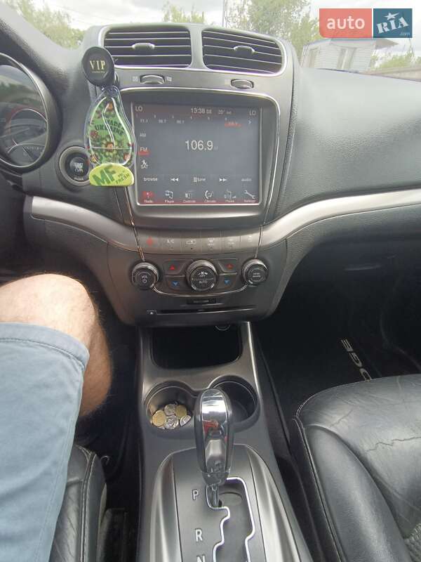 Внедорожник / Кроссовер Dodge Journey 2014 в Кривом Роге