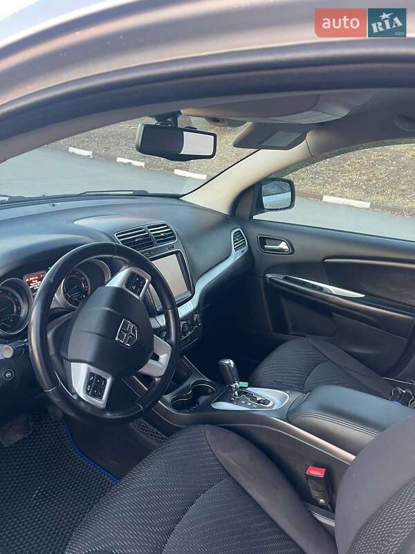 Внедорожник / Кроссовер Dodge Journey 2013 в Ровно
