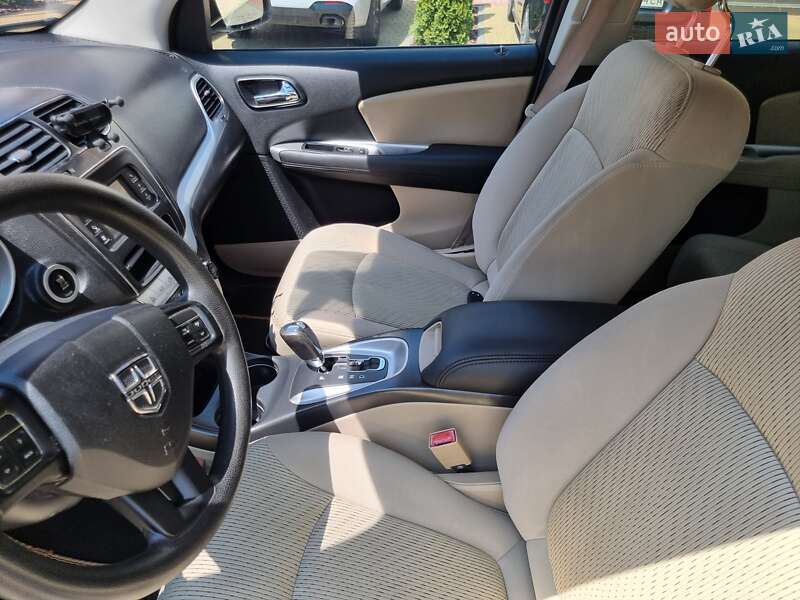 Внедорожник / Кроссовер Dodge Journey 2014 в Черкассах