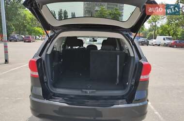 Внедорожник / Кроссовер Dodge Journey 2015 в 
