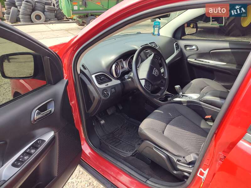 Внедорожник / Кроссовер Dodge Journey 2016 в Лубнах