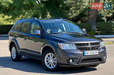 Позашляховик / Кросовер Dodge Journey 2016 в Кам'янському