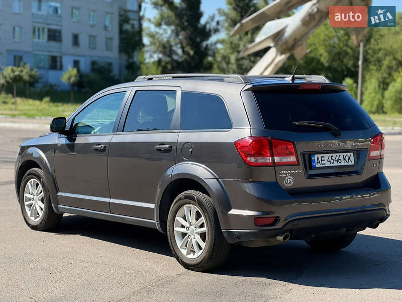 Внедорожник / Кроссовер Dodge Journey 2016 в Каменском