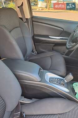 Внедорожник / Кроссовер Dodge Journey 2014 в 