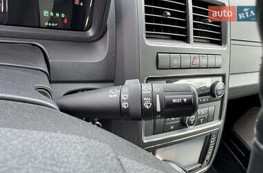 Внедорожник / Кроссовер Dodge Journey 2010 в 
