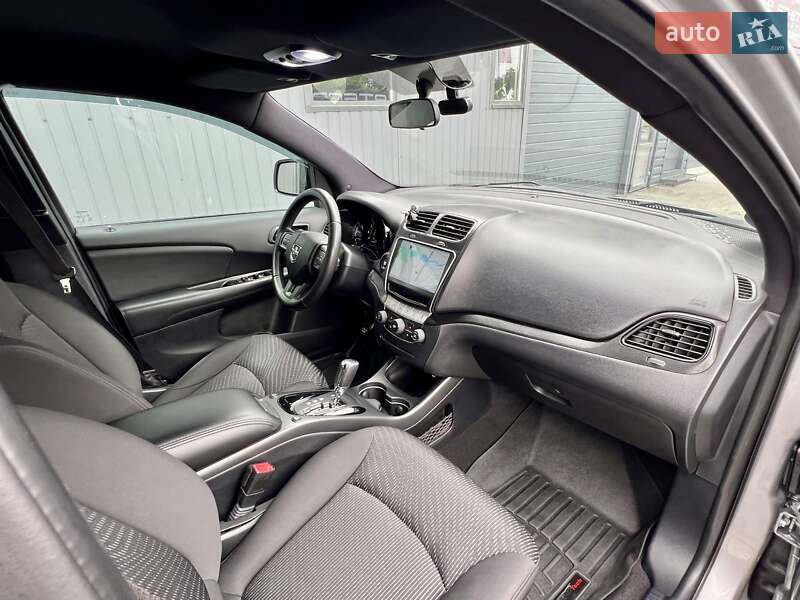 Позашляховик / Кросовер Dodge Journey 2016 в Києві