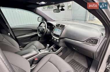 Внедорожник / Кроссовер Dodge Journey 2016 в 