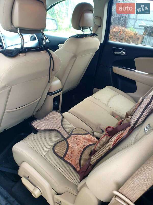 Позашляховик / Кросовер Dodge Journey 2016 в Києві фото 12 Позашляховик / Кросовер Dodge Journey 2016 в Києві