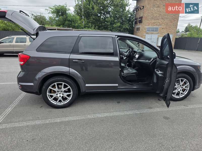 Внедорожник / Кроссовер Dodge Journey 2015 в Броварах