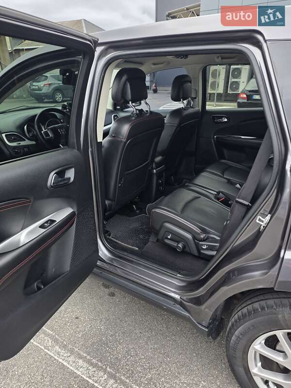 Внедорожник / Кроссовер Dodge Journey 2015 в Броварах