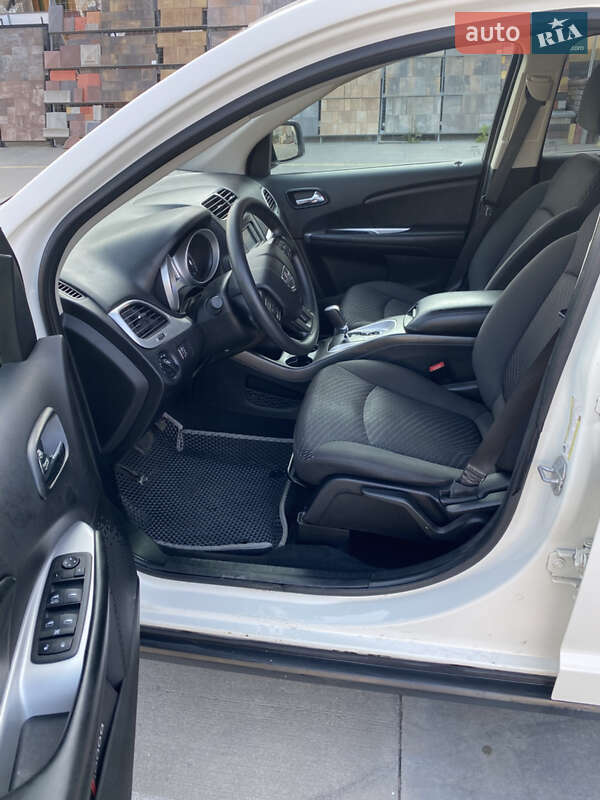 Позашляховик / Кросовер Dodge Journey 2018 в Бердичеві фото 10 Позашляховик / Кросовер Dodge Journey 2018 в Бердичеві