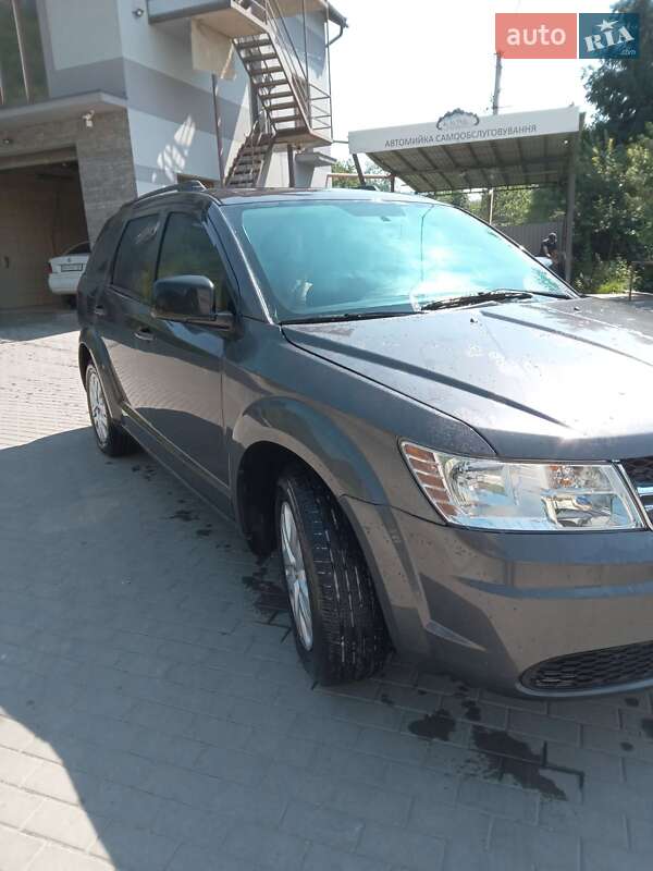 Внедорожник / Кроссовер Dodge Journey 2017 в Рахове