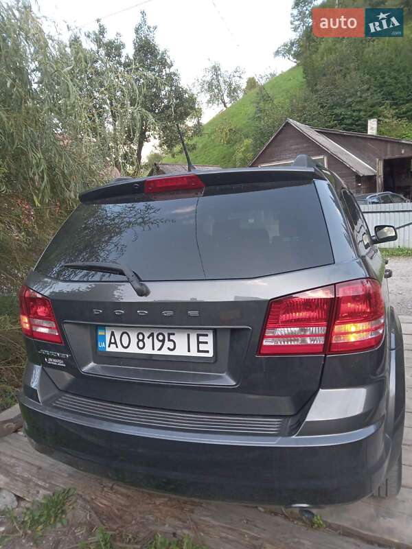 Внедорожник / Кроссовер Dodge Journey 2017 в Рахове