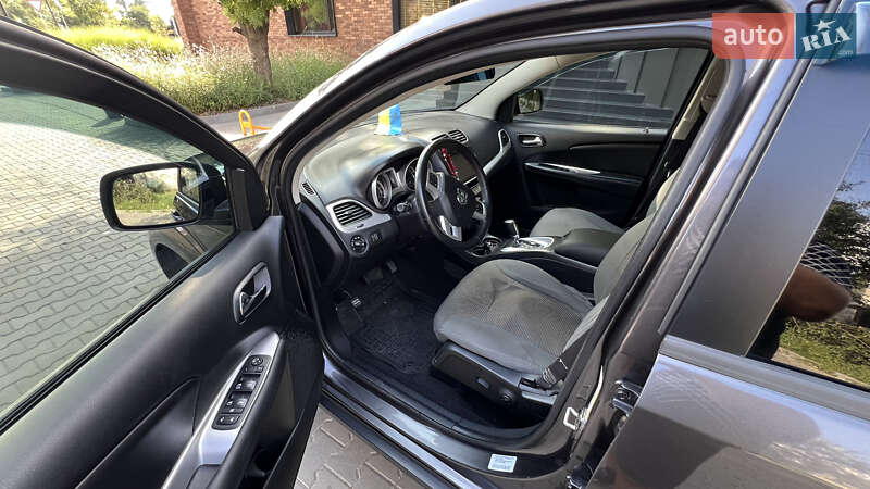 Внедорожник / Кроссовер Dodge Journey 2016 в Ивано-Франковске фото 63 Внедорожник / Кроссовер Dodge Journey 2016 в Ивано-Франковске