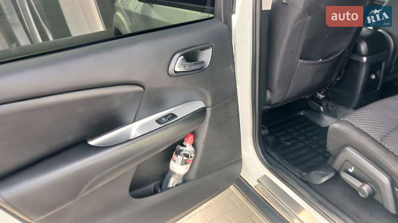 Внедорожник / Кроссовер Dodge Journey 2015 в Луцке