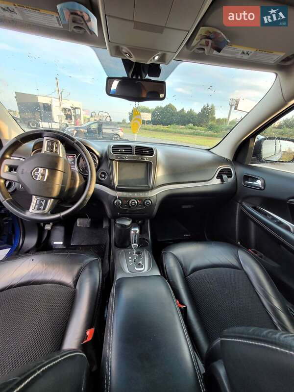Внедорожник / Кроссовер Dodge Journey 2015 в Львове