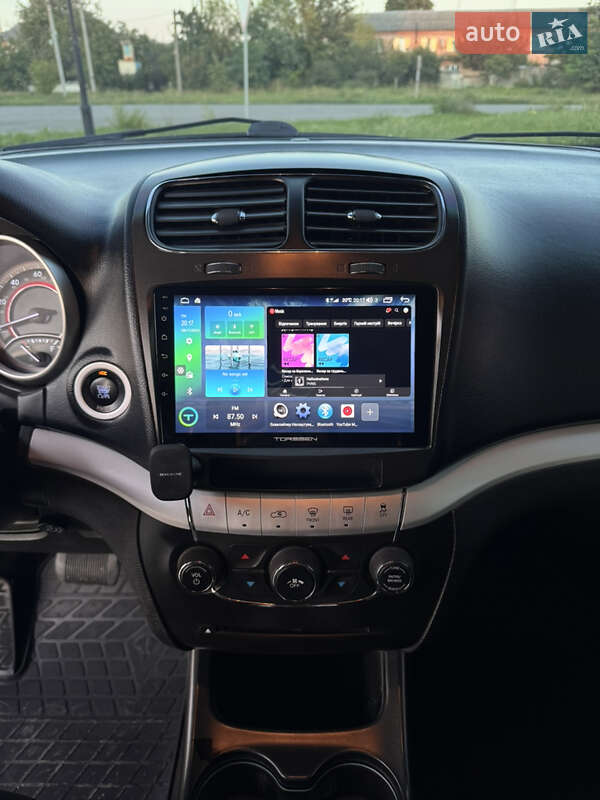 Внедорожник / Кроссовер Dodge Journey 2015 в Белой Церкви