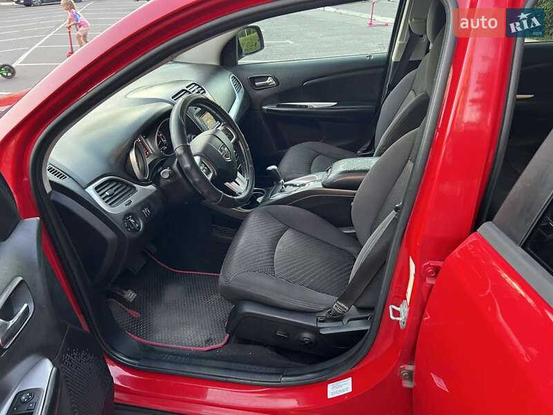 Позашляховик / Кросовер Dodge Journey 2012 в Черкасах