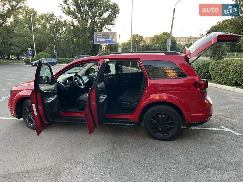 Позашляховик / Кросовер Dodge Journey 2012 в Черкасах