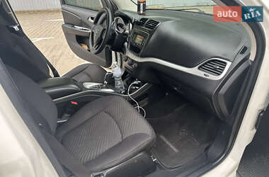 Внедорожник / Кроссовер Dodge Journey 2014 в 