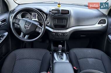 Внедорожник / Кроссовер Dodge Journey 2014 в 