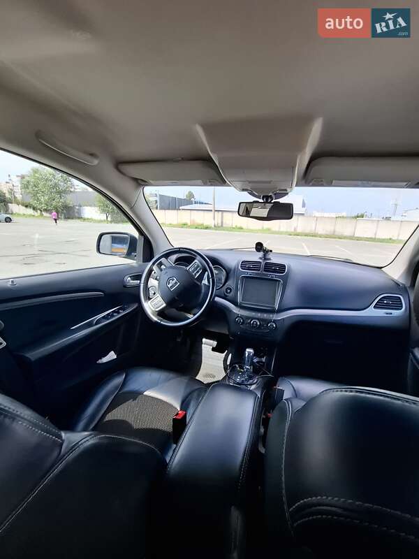 Внедорожник / Кроссовер Dodge Journey 2017 в Киеве фото 11 Внедорожник / Кроссовер Dodge Journey 2017 в Киеве
