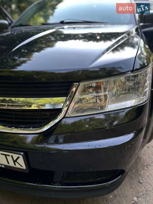Позашляховик / Кросовер Dodge Journey 2017 в Львові