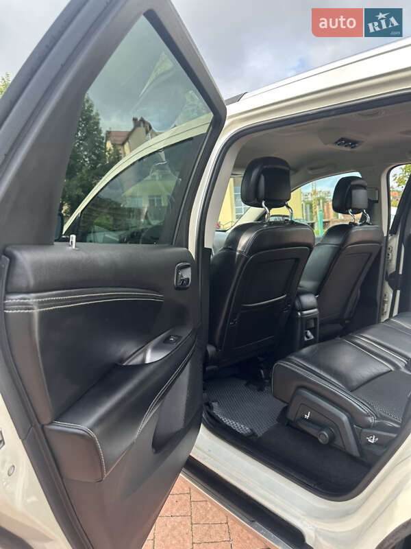 Внедорожник / Кроссовер Dodge Journey 2014 в Ивано-Франковске фото 31 Внедорожник / Кроссовер Dodge Journey 2014 в Ивано-Франковске