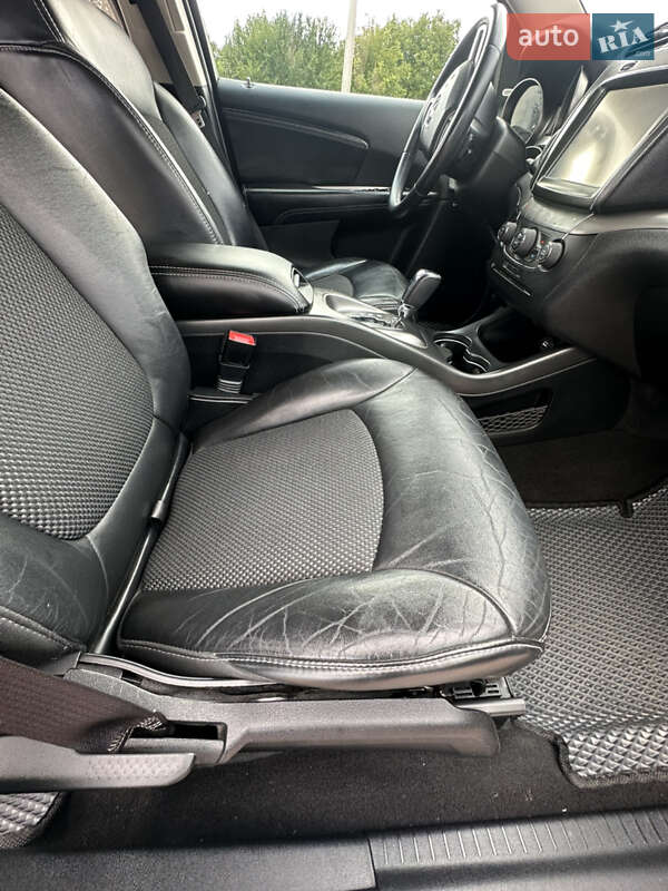 Внедорожник / Кроссовер Dodge Journey 2014 в Ивано-Франковске фото 64 Внедорожник / Кроссовер Dodge Journey 2014 в Ивано-Франковске