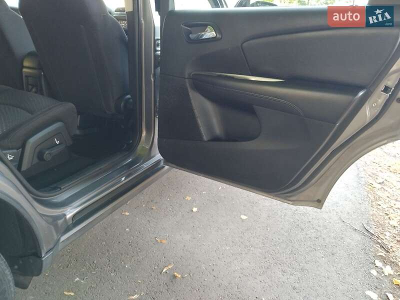 Внедорожник / Кроссовер Dodge Journey 2013 в Владимире