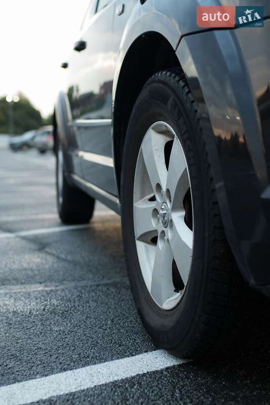 Внедорожник / Кроссовер Dodge Journey 2010 в Ужгороде