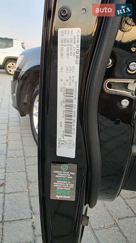 Внедорожник / Кроссовер Dodge Journey 2015 в Львове