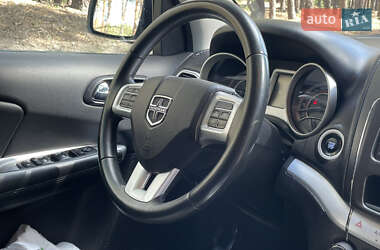 Внедорожник / Кроссовер Dodge Journey 2016 в 