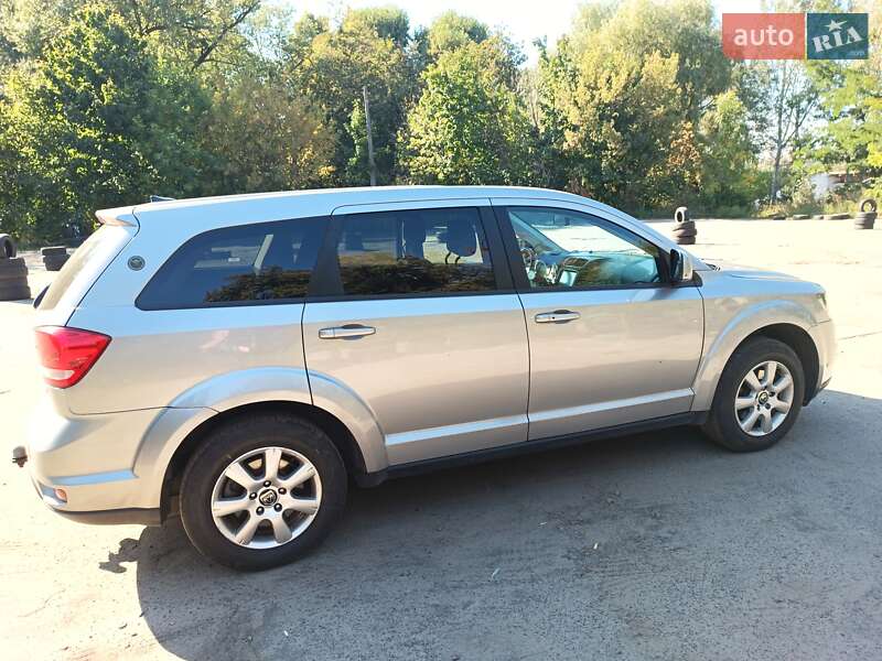 Позашляховик / Кросовер Dodge Journey 2019 в Києві фото 12 Позашляховик / Кросовер Dodge Journey 2019 в Києві