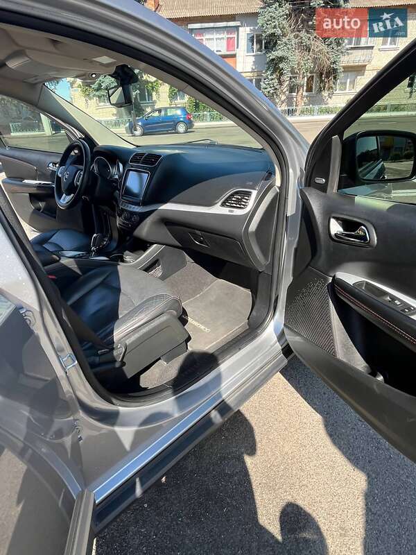 Позашляховик / Кросовер Dodge Journey 2017 в Борисполі фото 34 Позашляховик / Кросовер Dodge Journey 2017 в Борисполі